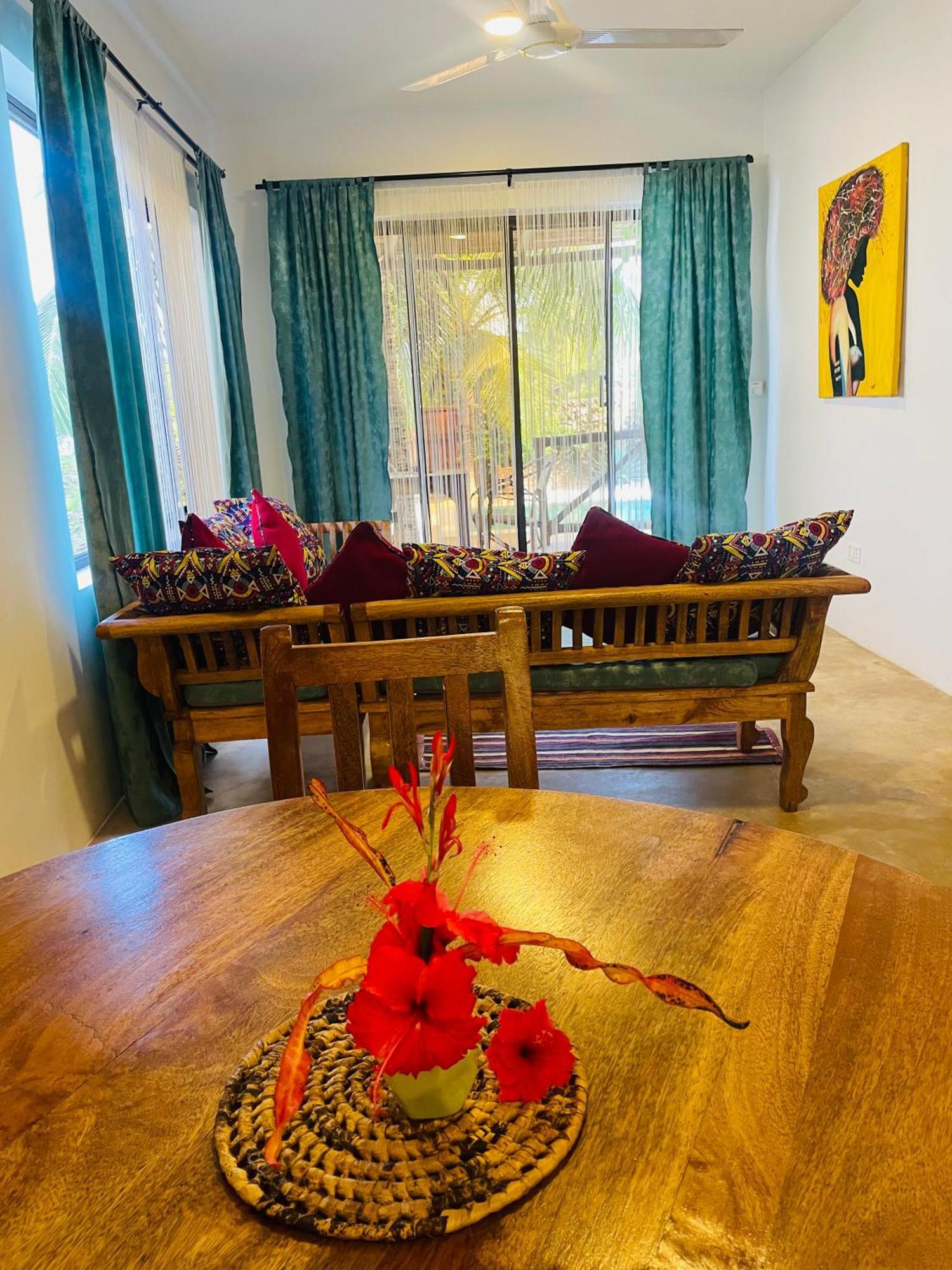 Sand Beach Boutique Apartments Bwejuu Ngoại thất bức ảnh